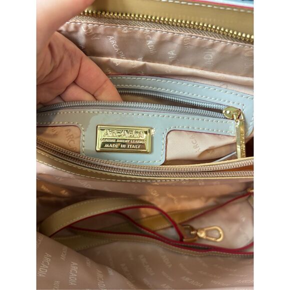 NEW ARCADIA off white/light gray patent Business Large Top Handles, $450 - Picture 6 of 12